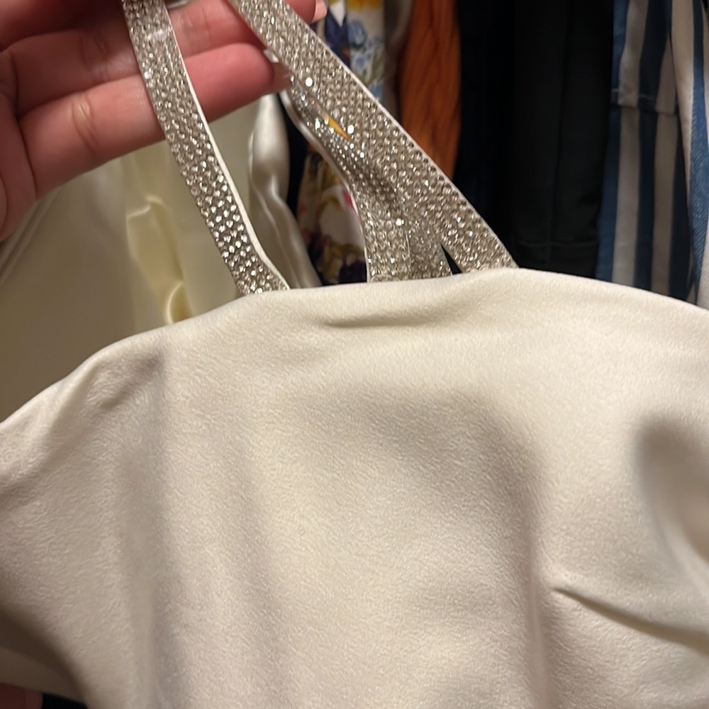 NWT House of CB LouLou Dress - Picture 8 of 13